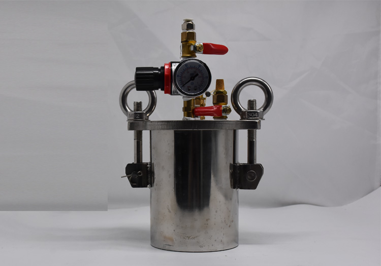 Pressure bucket